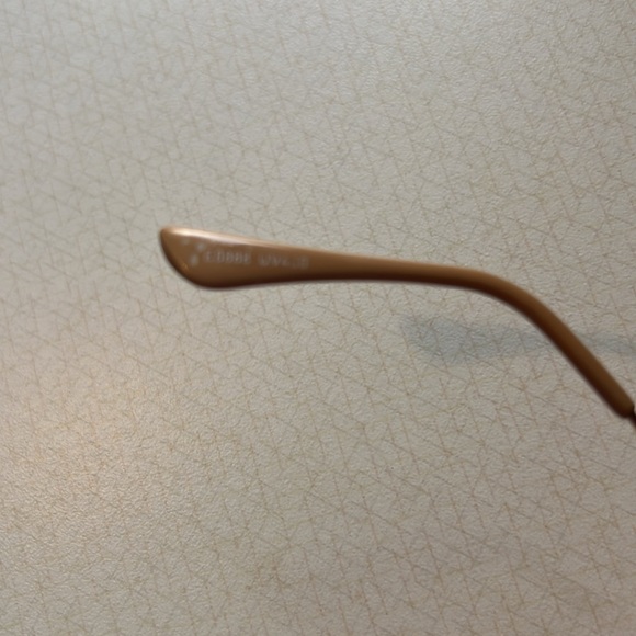 Ray-Ban Aviators Sunglasses - Picture 6 of 6